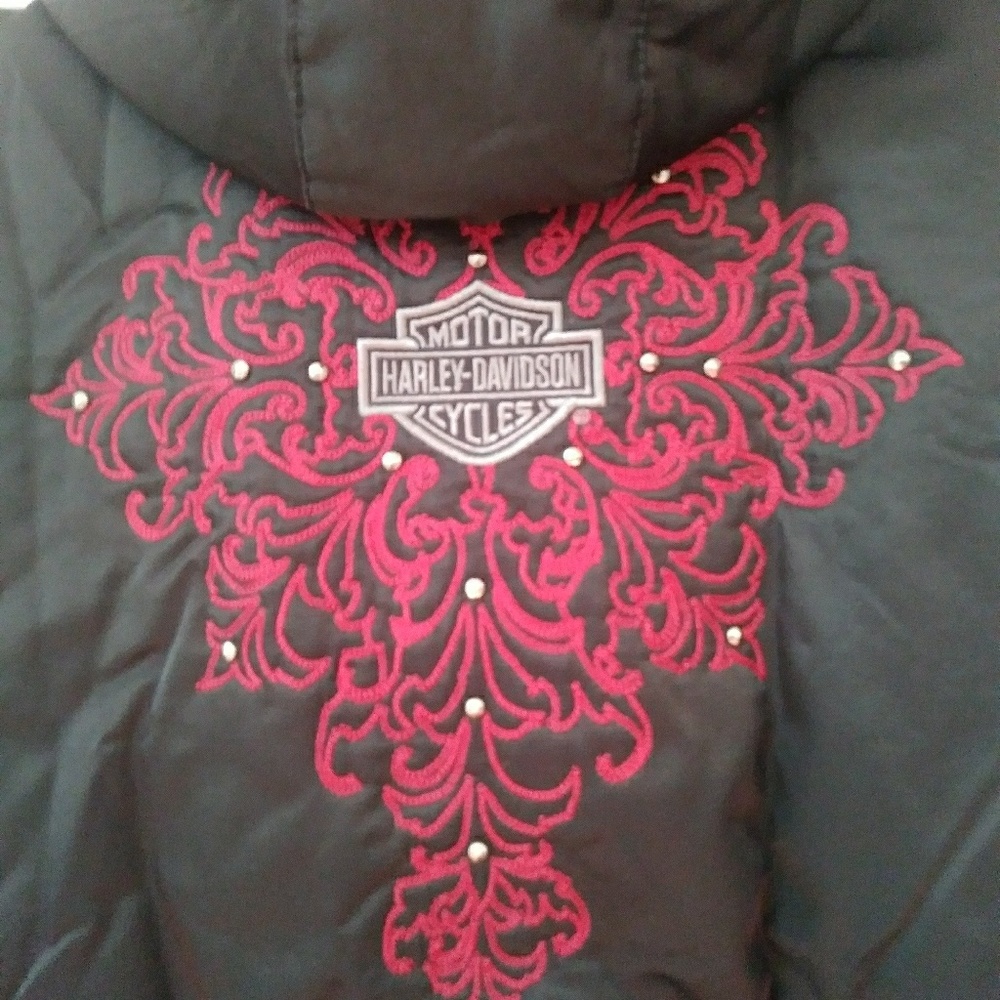 Harley Davidson black coat.